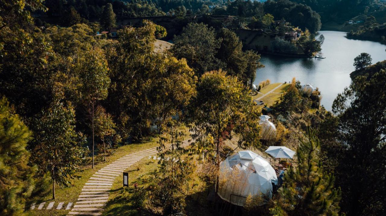 Hotel Domus Glamping Guatapé Extérieur photo